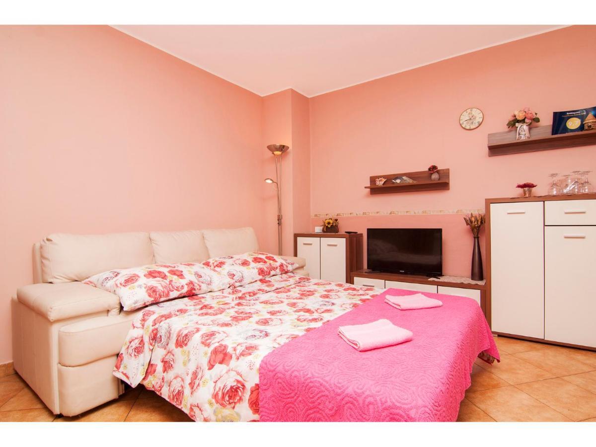 Apartman Nensi Lägenhet Vodnjan Exteriör bild